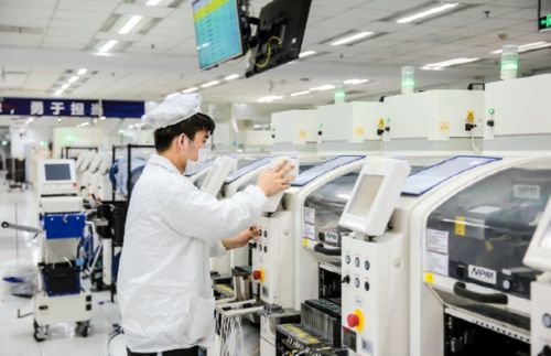 從“指尖代碼”到“車間轟鳴” 走訪合肥制造工廠，探尋00后技工選擇背后的時代邏輯